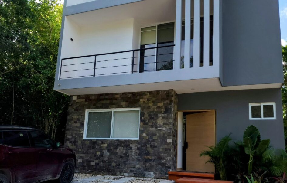 CASA EN VENTA PUERTO MORELOS; Q.R.